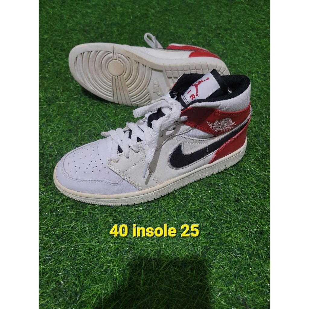 sepatu sneakers s40 aj1 chicago