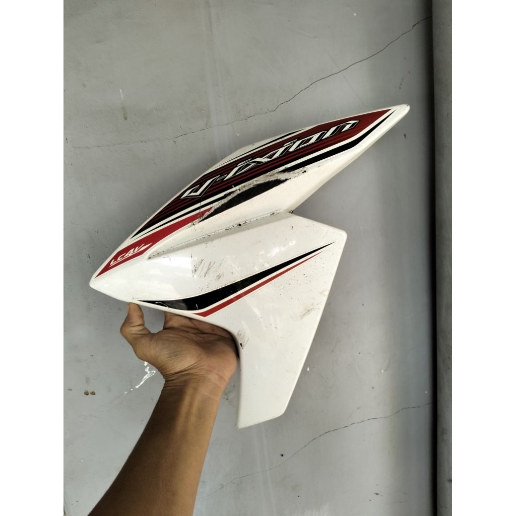 Sayap kiri vixion new nvl original berminus