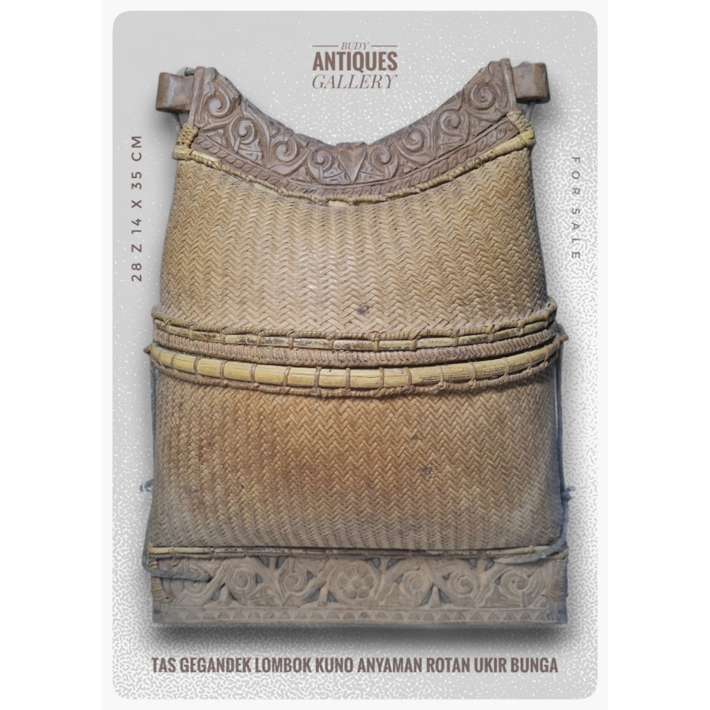 Tas Gegandek Kuno Anyaman Rotan Lombok Ukir Bunga