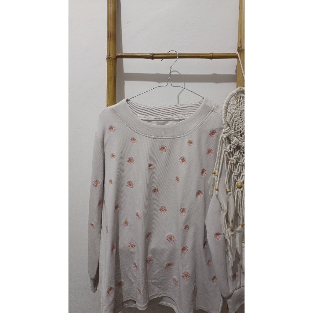 preloved blouse bunga bunga