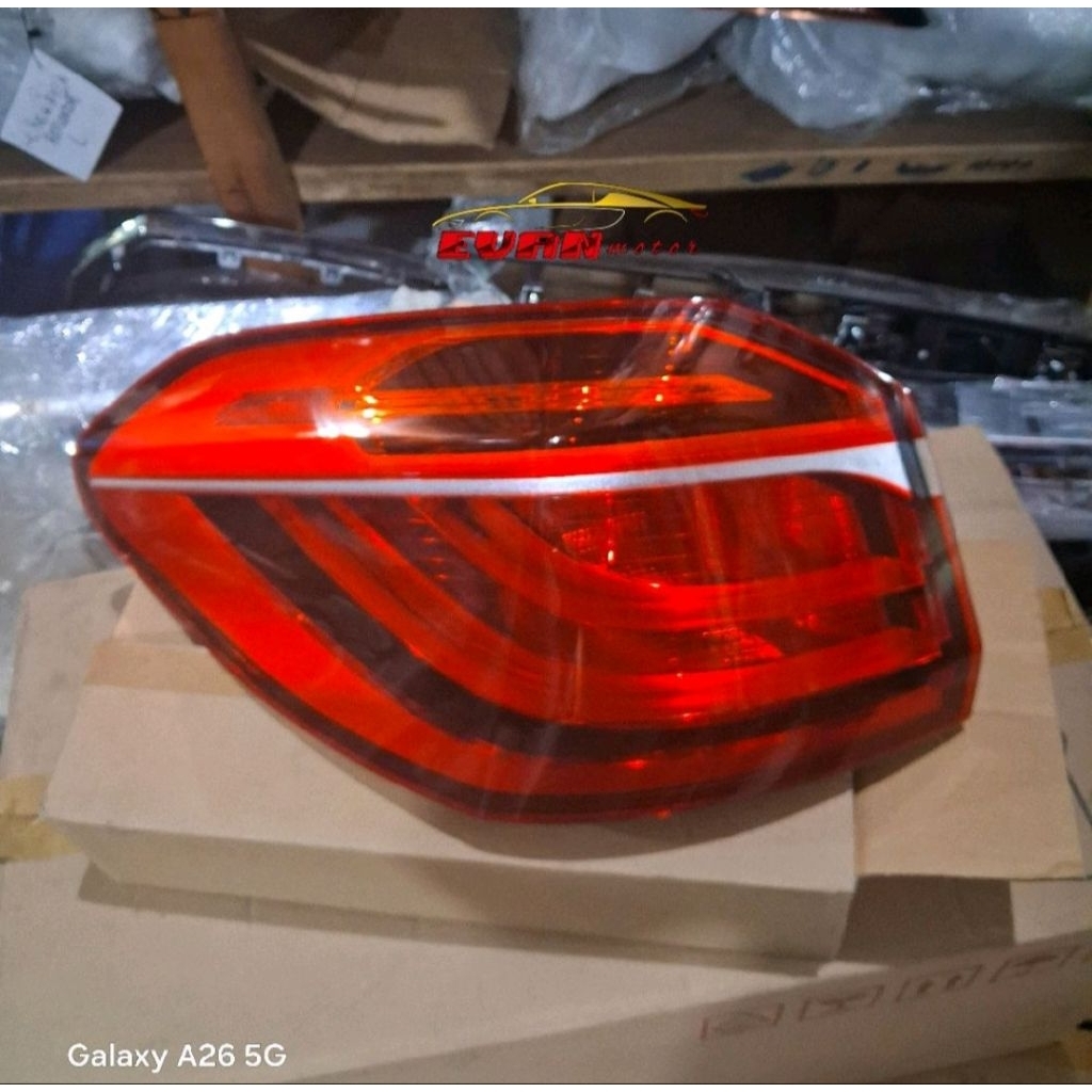 Stoplamp lampu belakang BMW X1 tahun 2016 2017
