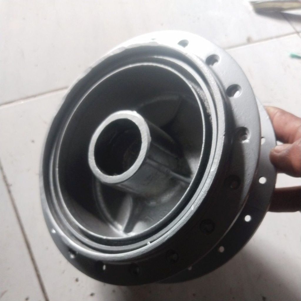 Tromol Belakang Yamaha V75 V80