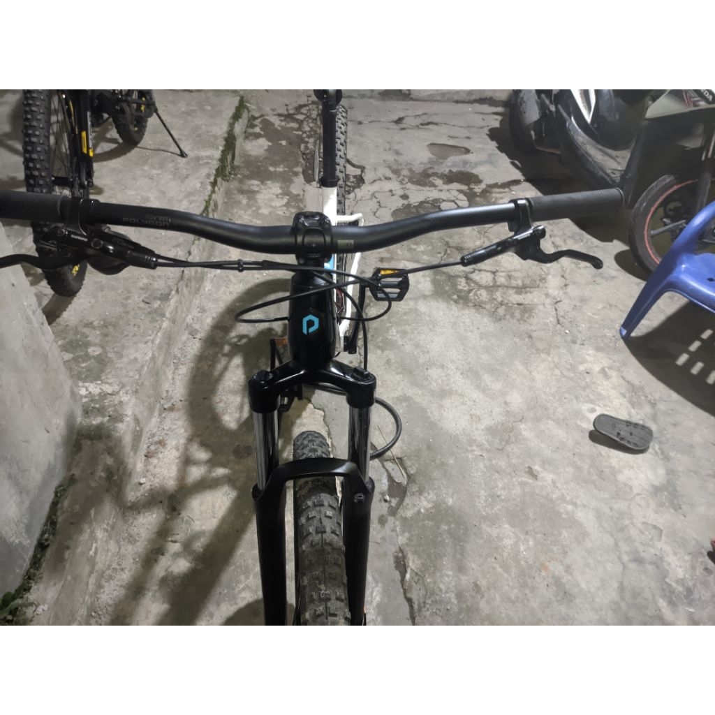 sepeda Polygon xtrada 5 2025 kondisi like new