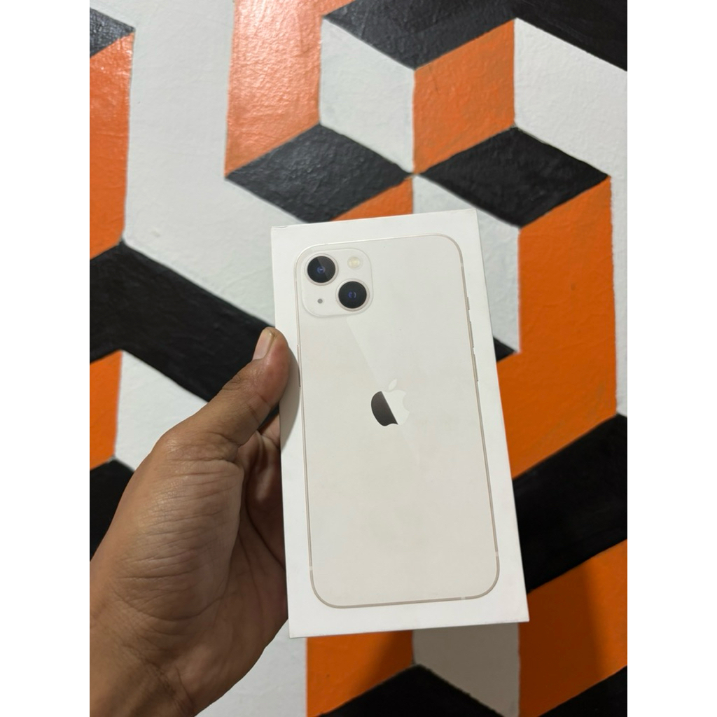 iphone 13 Starlight 128 gb BNIB