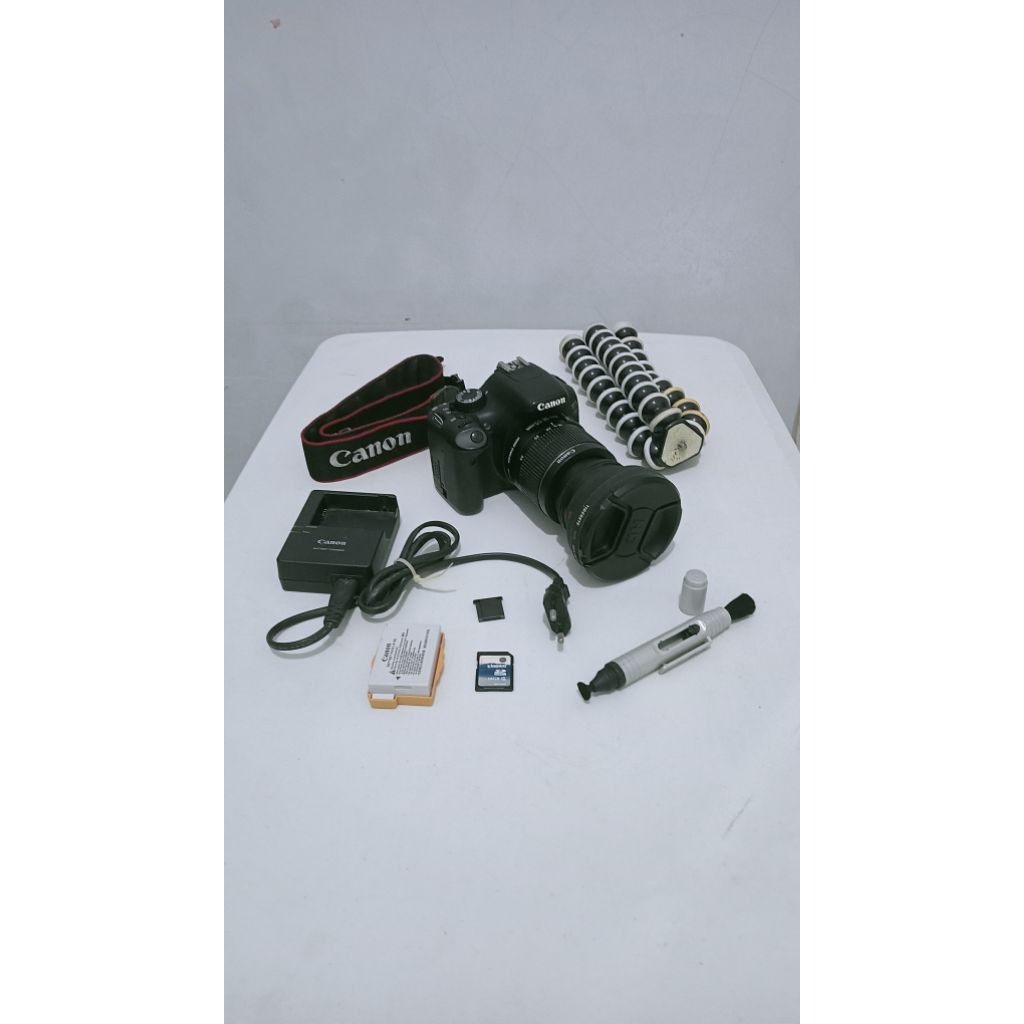 Canon EOS 550D Kit Kamera DSLR Bundle Wide Converter Macro Second Mulus