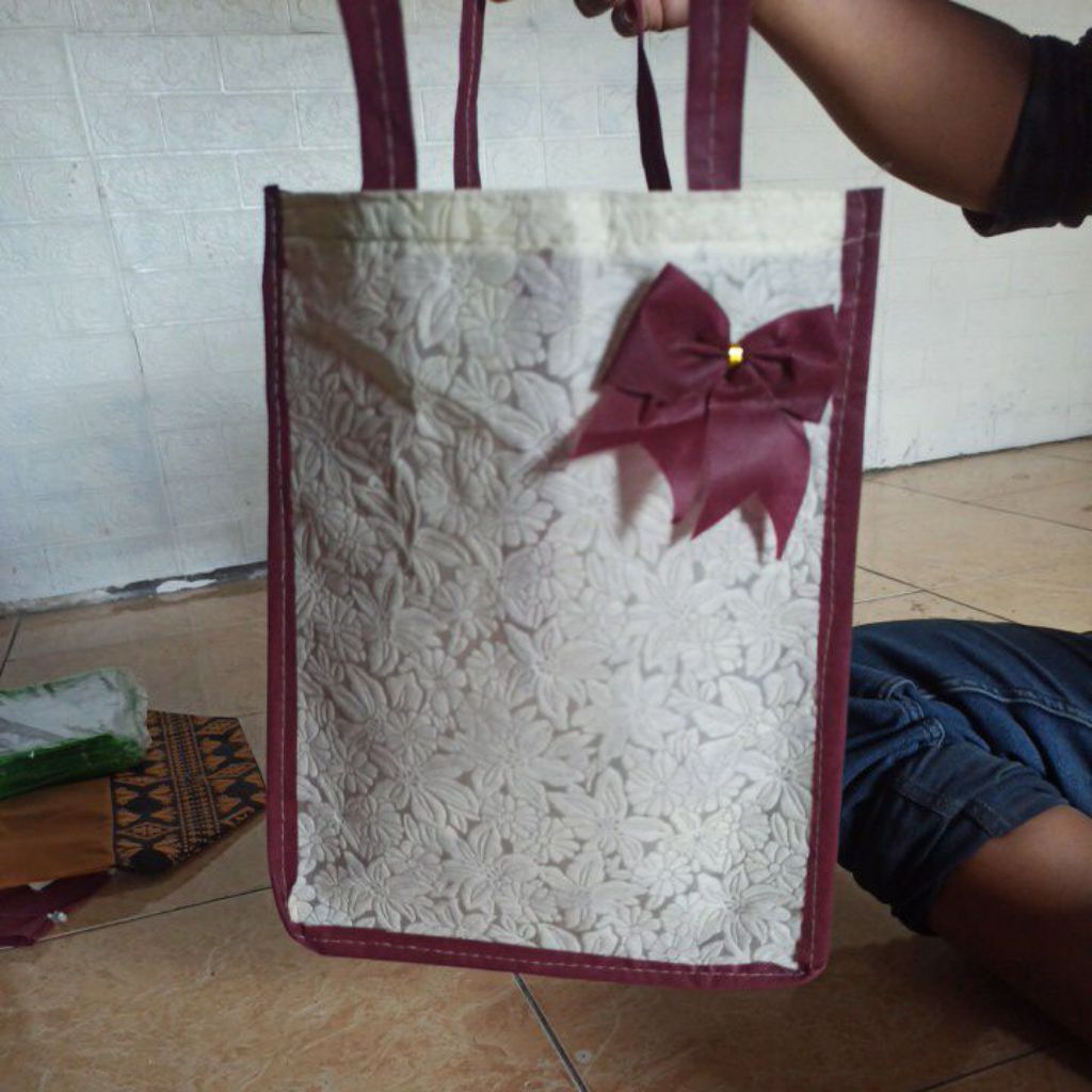 tas pita embos hajatan ukuran 22
