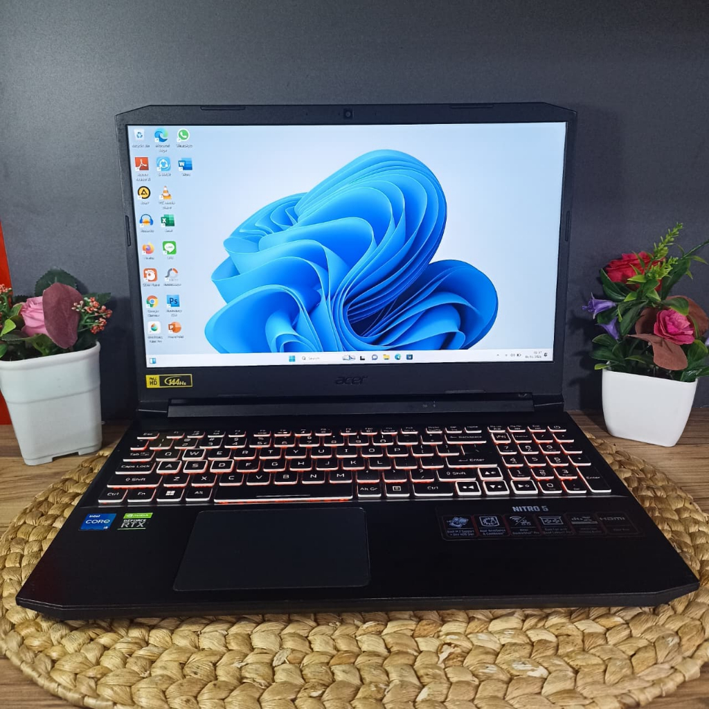 LAPTOP ACER  NITRO AN515-57 SECOND Intel Core i5-11400H  RAM 8 GB DDR4  SSD 256  Intel UHD GRAPHICS 