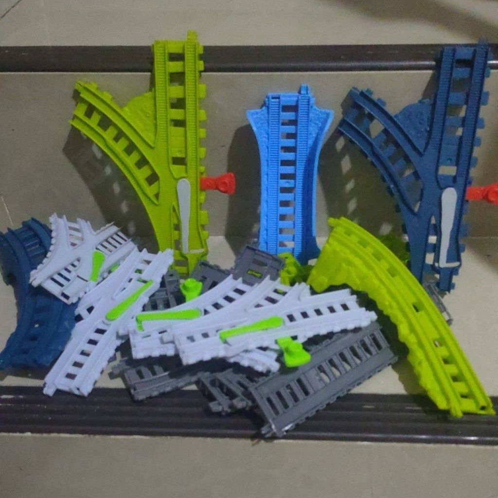 rel Thomas and Friends trackmaster