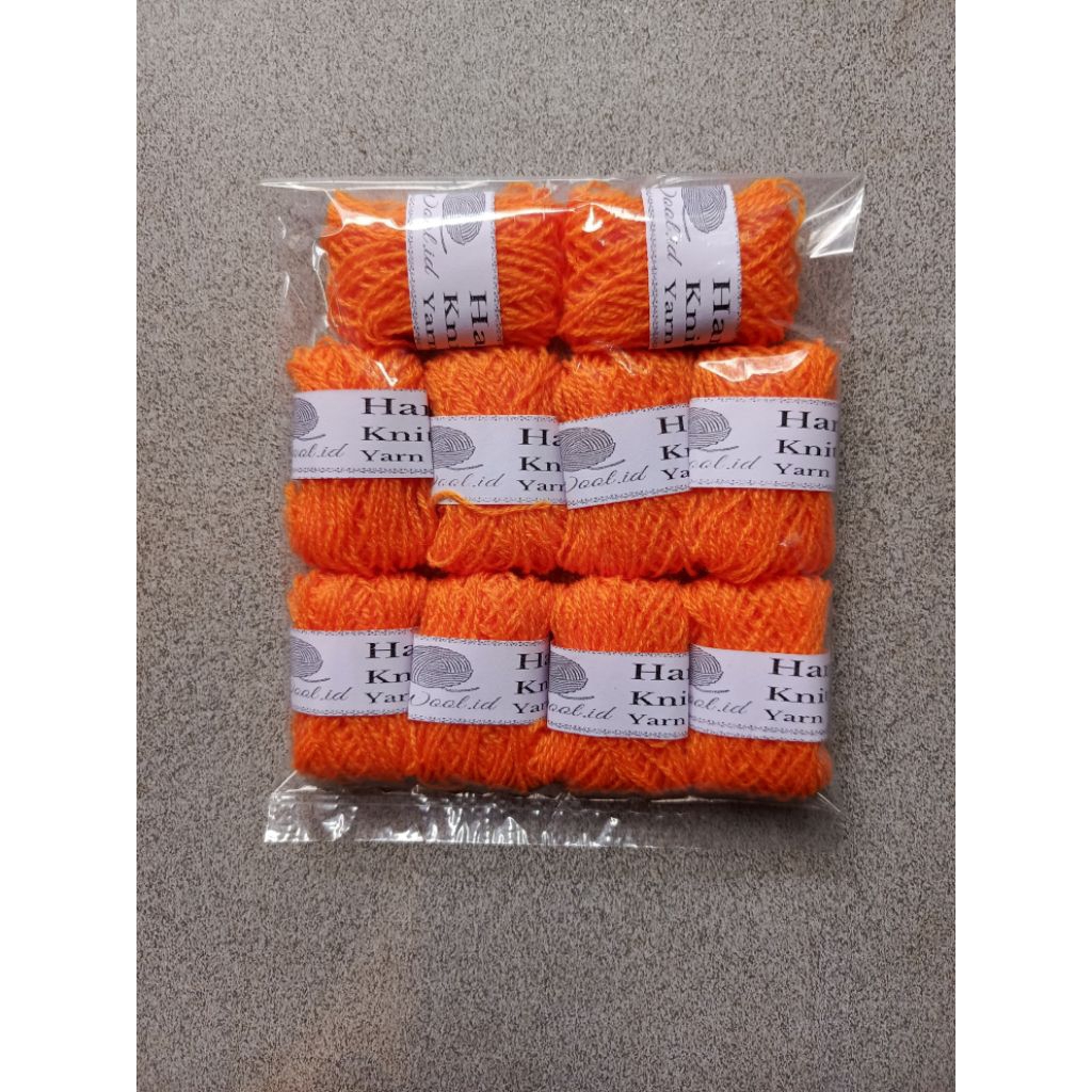 WOOL.ID / orange / Wol isi 10 / Benang Wol Warna / Benang wol pak / Benang wol kecil warna warni / B