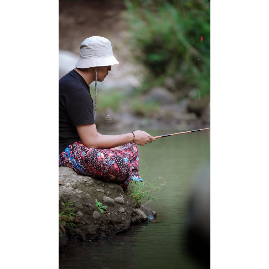 SARUNG GUS KAUTSAR BATIK TULIS LASEM