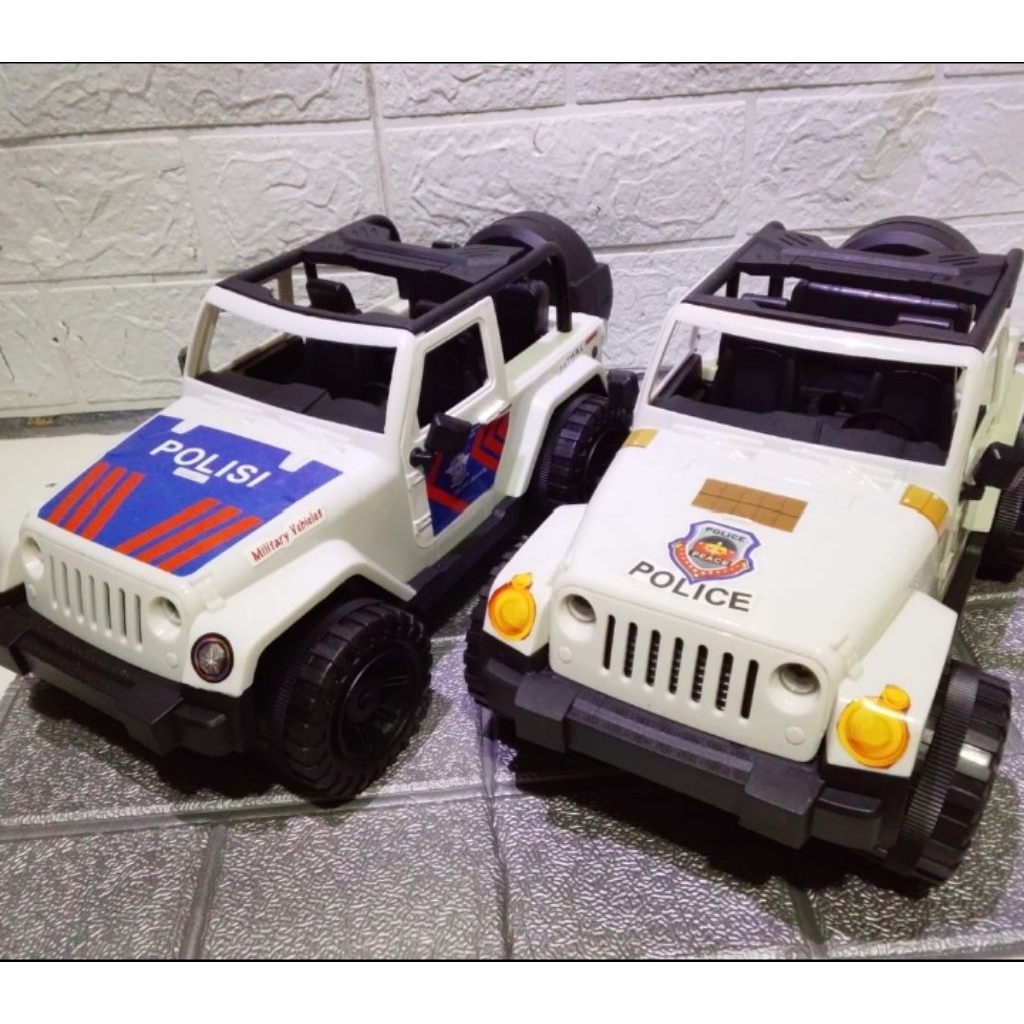 OBRAL LEBAY....MAINAN ANAK MOBIL JEEP POLISI BESAR (variasi LAMPU DISCO DAN MUSIC)