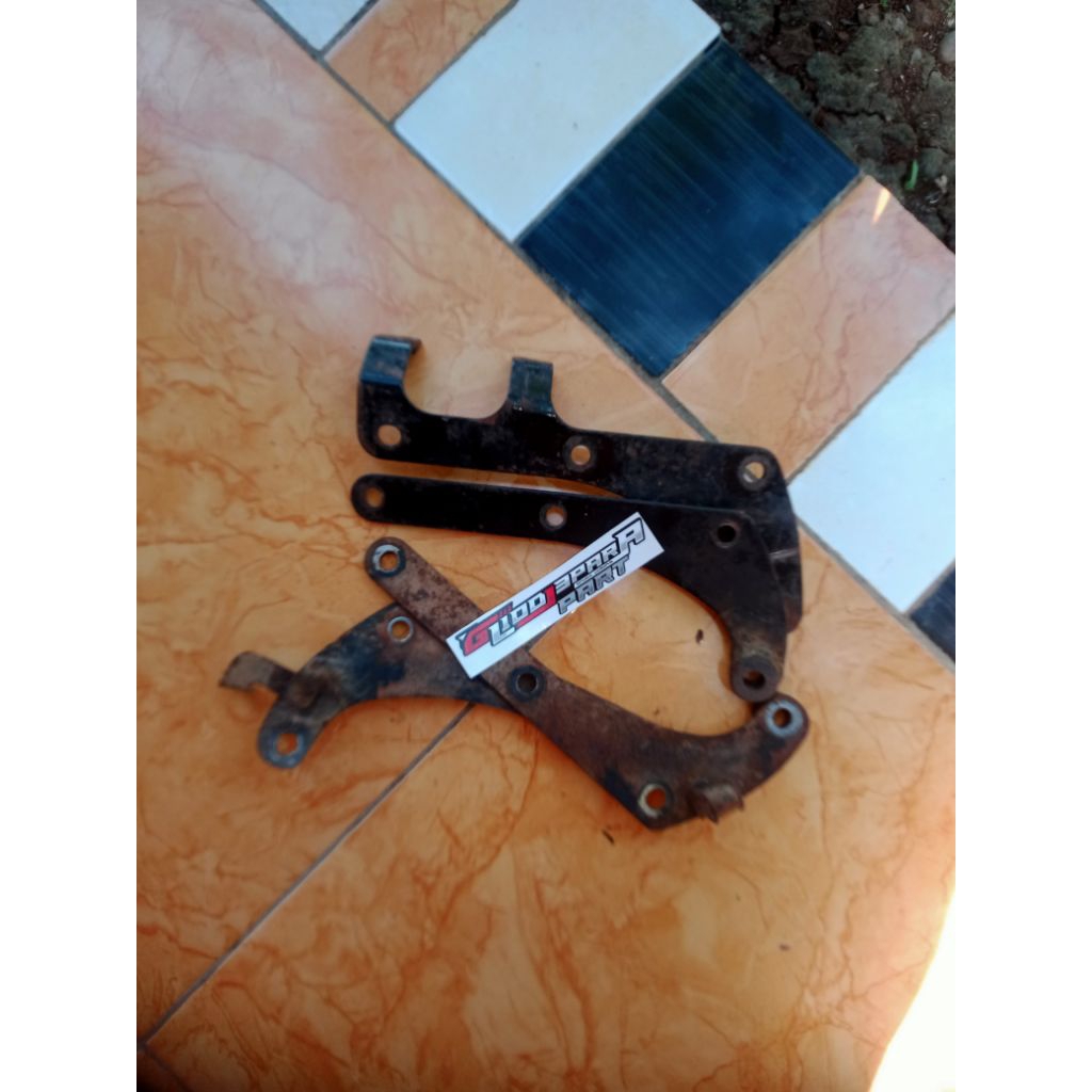 PANGKON MESIN ATAS GL100 / GL125 ORIGINAL