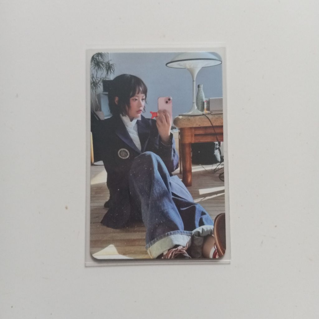 CLEARANCE SALE PHOTOCARD OFFICIAL HANNI NEWJEANS MIRROR/NJZ