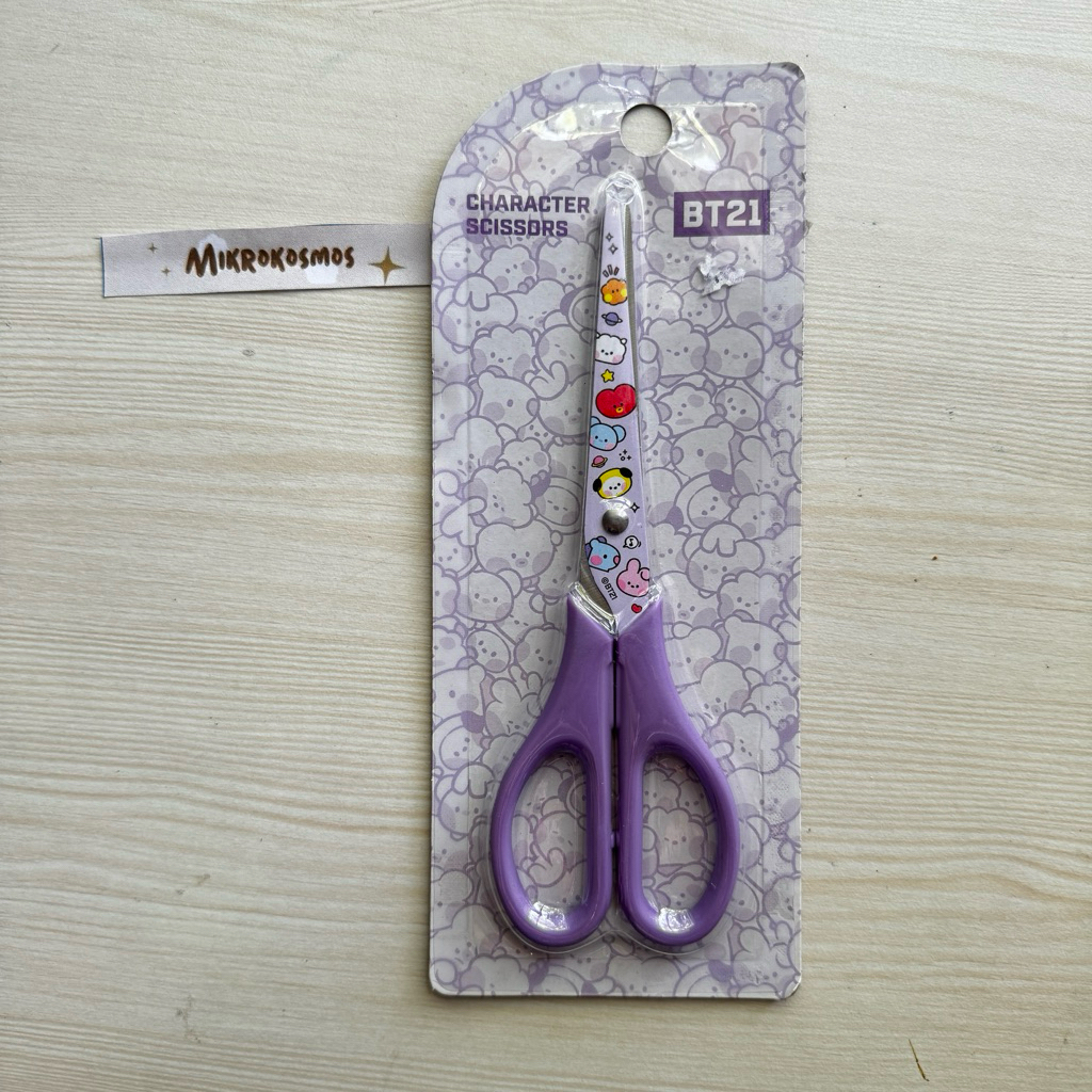 NEW UNSEALED Gunting BT21 - official BT21 merch