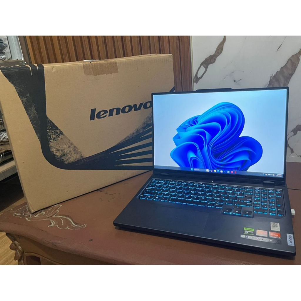 Lenovo Legion Pro 5 Ryzen 7 RTX 4060  16” 240Hz  SSD 1TB Second