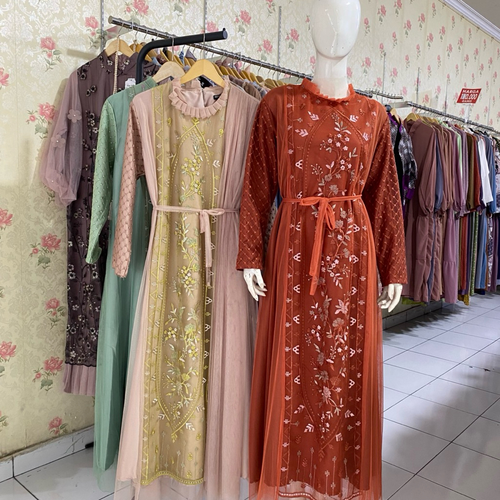 Fahira brokat raya/ dress brokat/ baju lebaran/ lace dress