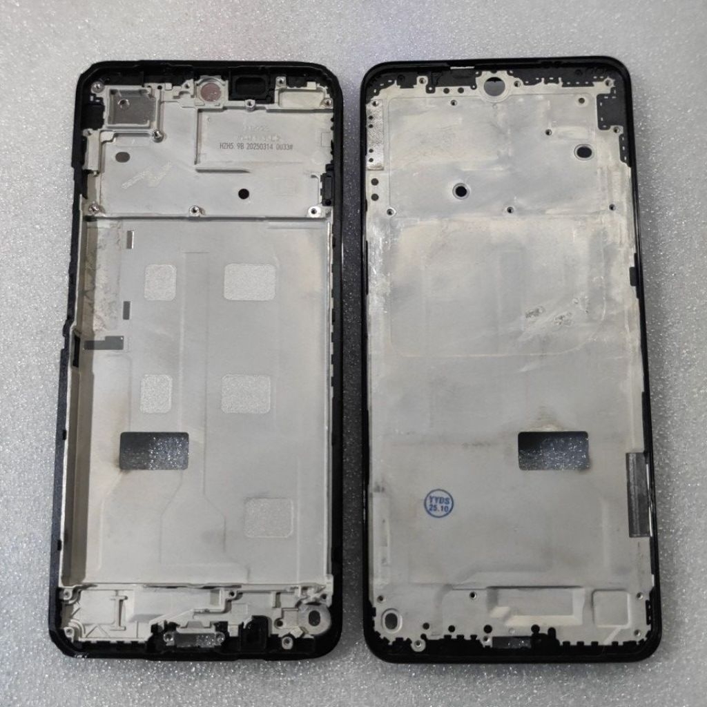 BEZZEL/FREM LCD REALME C75