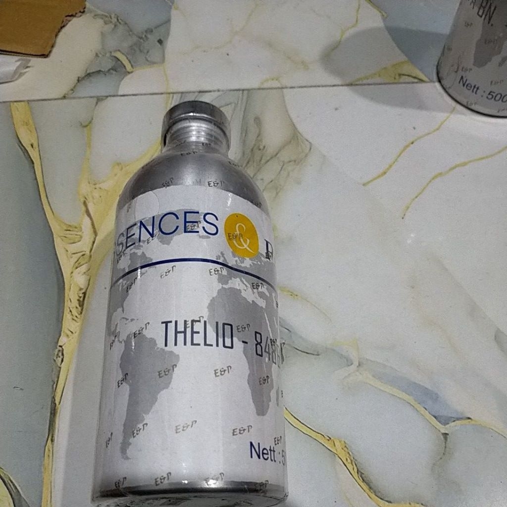 thelio BY essences & parfums segel Dan repeck