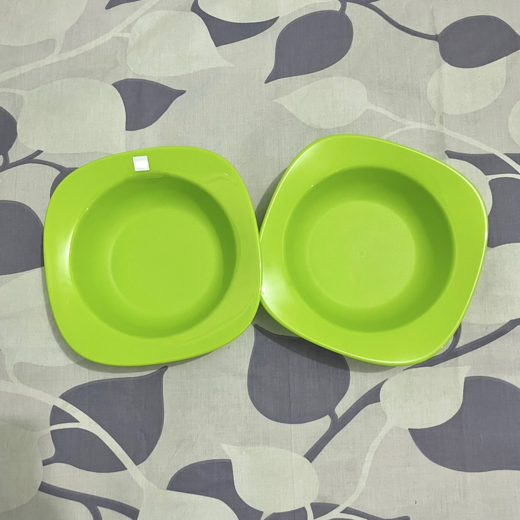 Preloved Tupperware Blossom Bowl