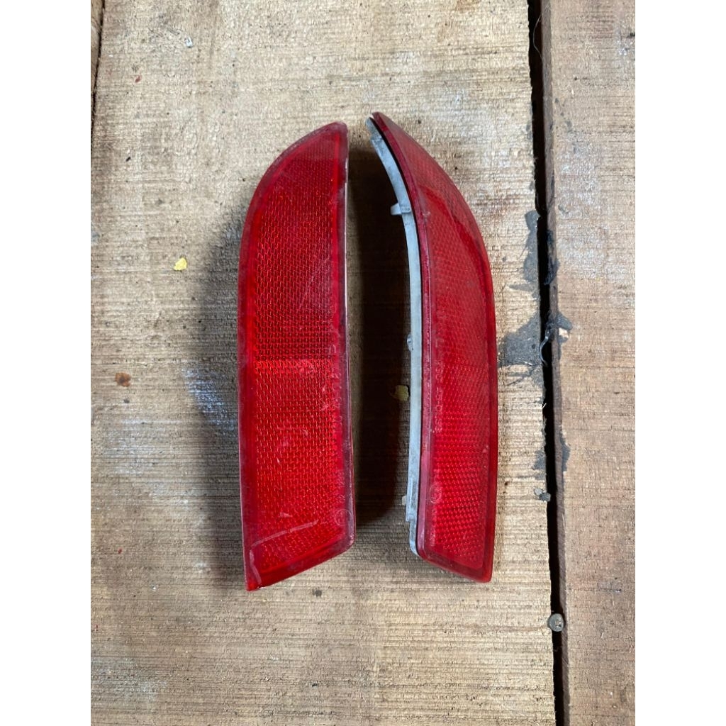 Lampu bemper avanza xenia 2012 original