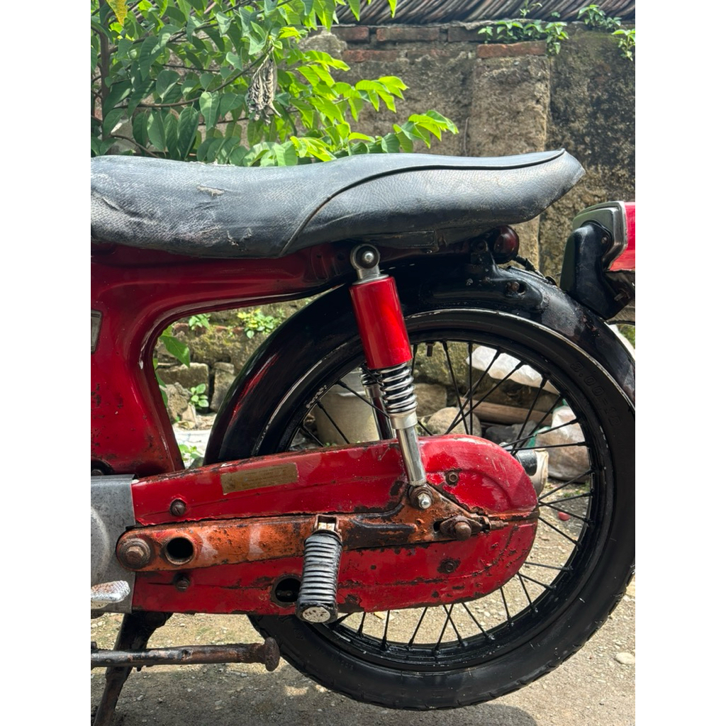 arm set stengkas/cover tutup rante & schok depan set s90z,castrol69,CB100,CB125