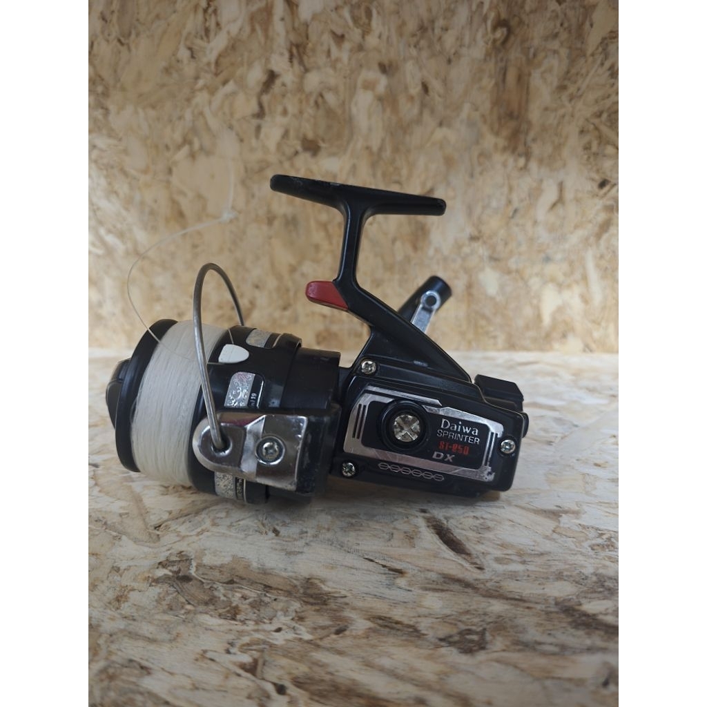 reel spinning daiwa sprinter st-850 dx (d-128)