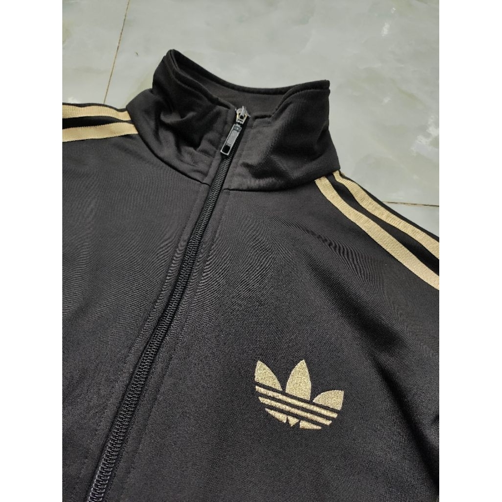 Tracktop ADIDAS FIREBIRD // BLACK GOLD