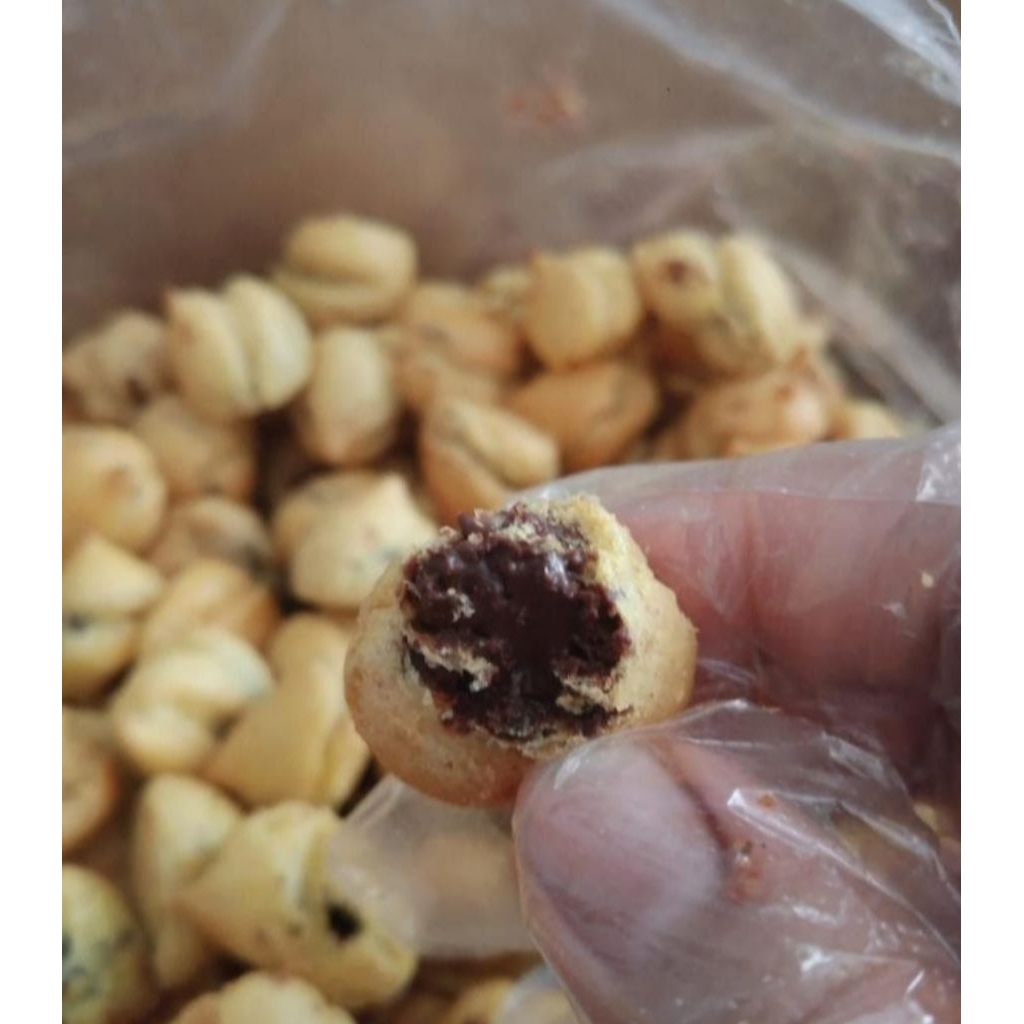 Kue Soes kering micky coklat 200 gram
