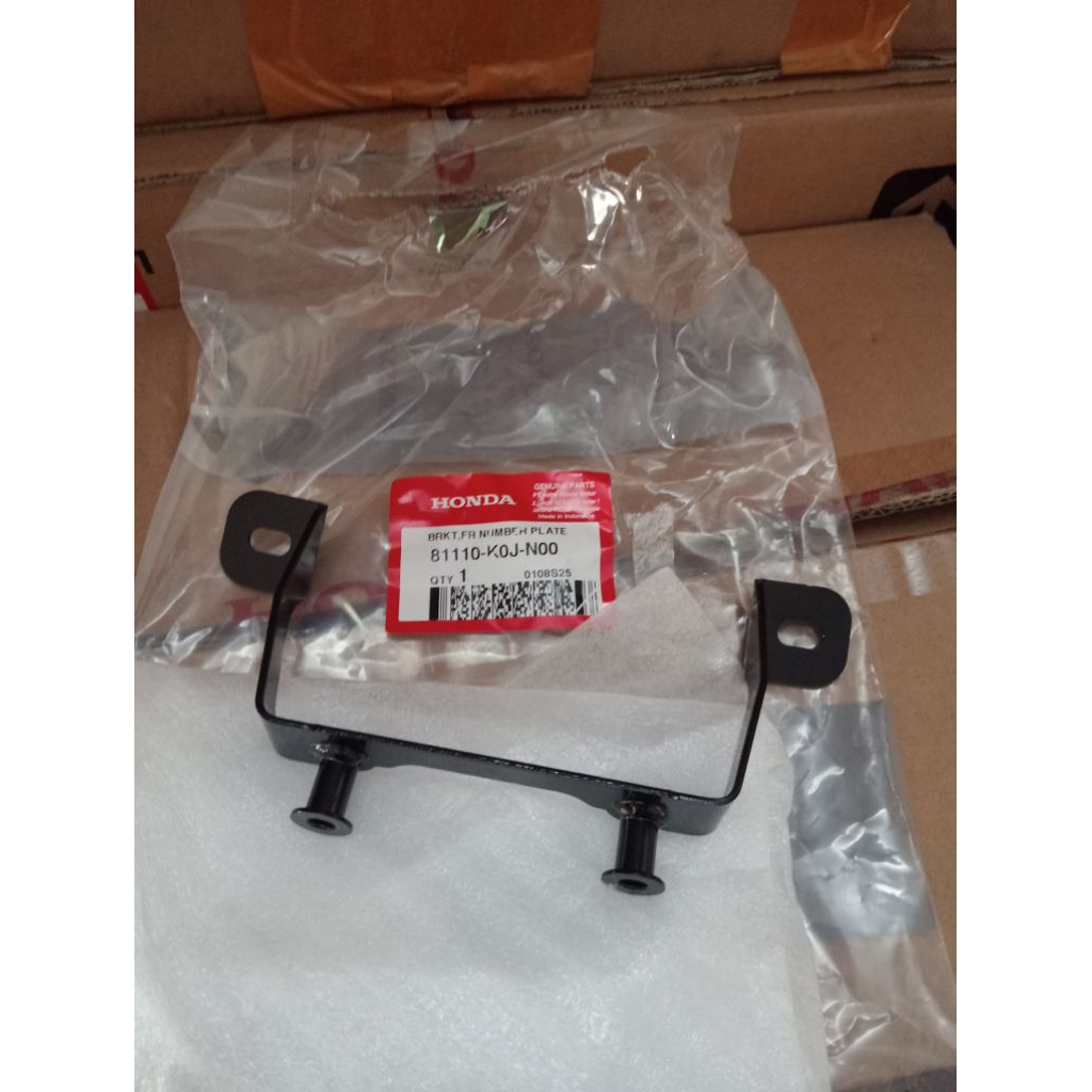 Braket Fr number plat honda Genio original 81110 K0J N00