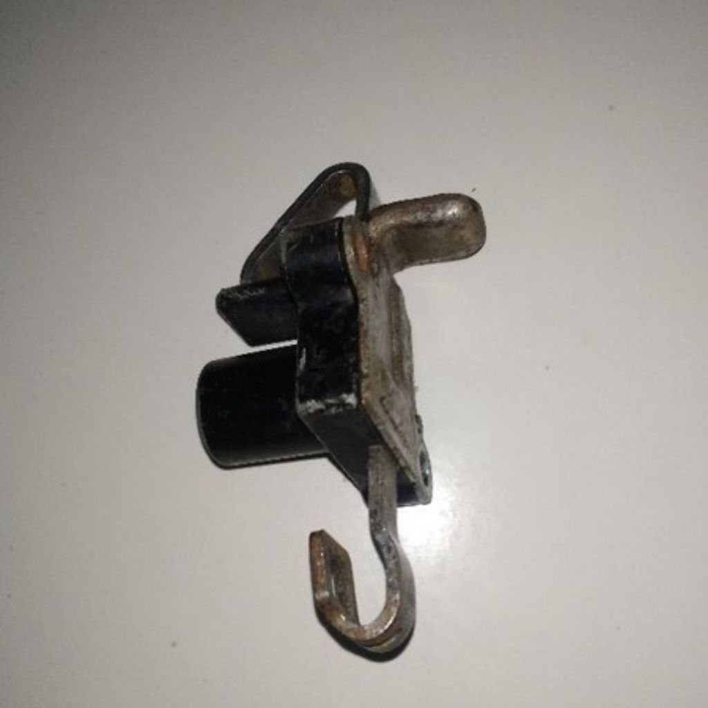 Kunci jok gantungan helm tiger 2000 tiger revo original