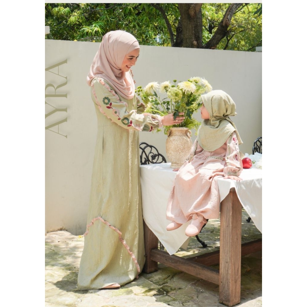 DANNIS ONLINE SURABAYA Couple d'AYRA Mom and Girl Dress lengan panjang Abaya Polos Busana Muslim new