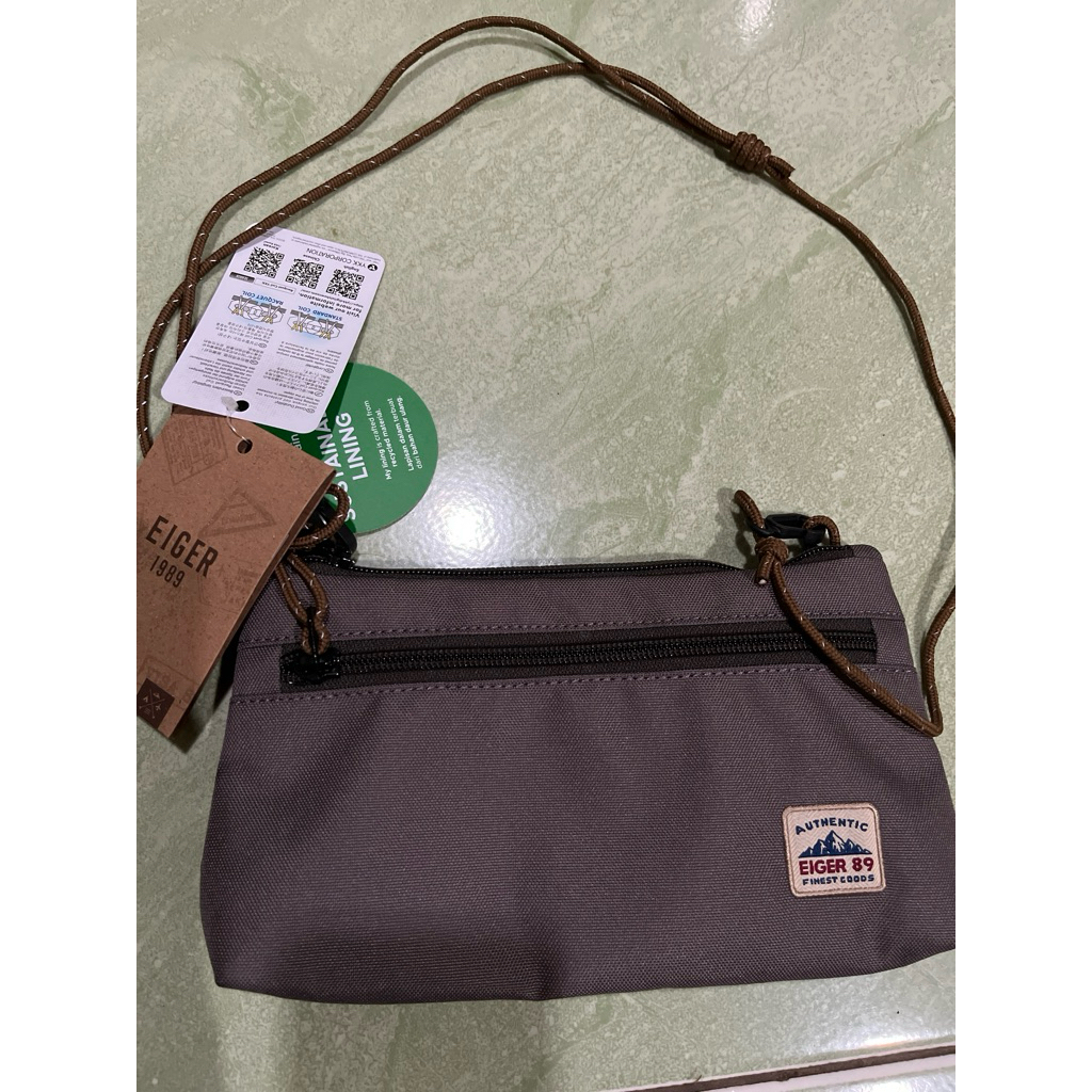 x market pouch eiger with tag