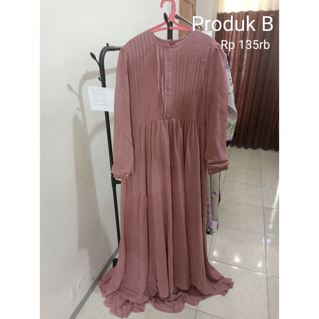 Gaun Dewasa warna pink (salem) [Preloved Like New 3x pakai] + admin sopi 22%