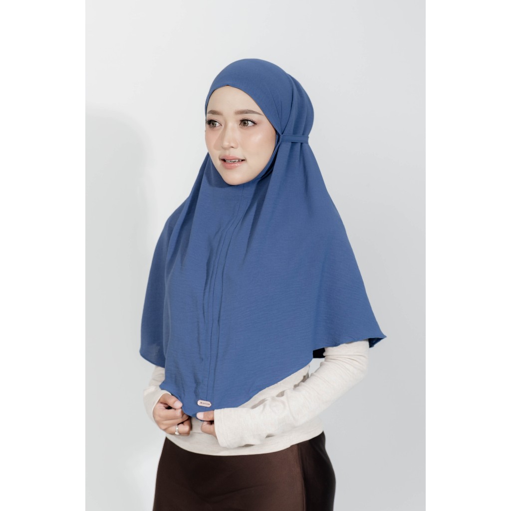 Laniya - Maysa ( Hijab Bergo Cringkle Blue Orchiid)