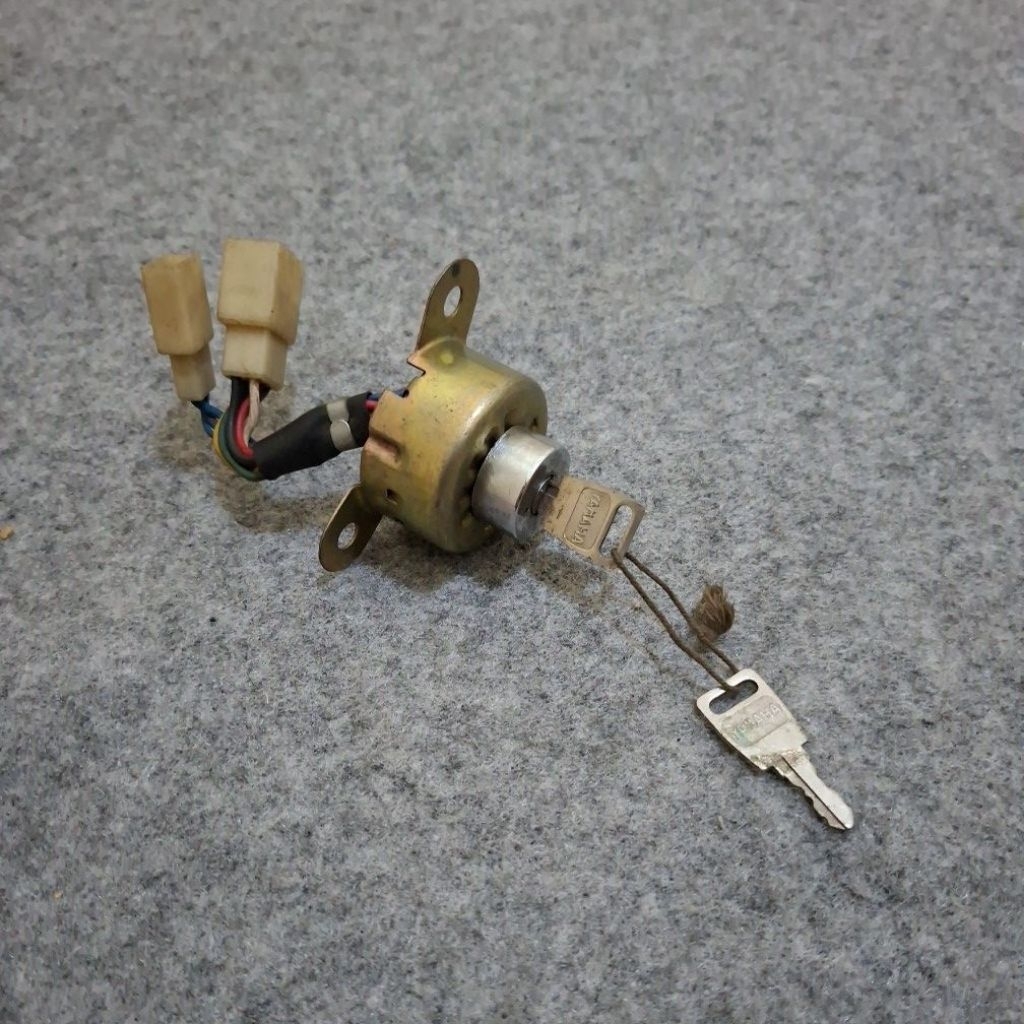 Konci Kunci Kontak Double Dobel Klik U5 U7 Yamaha U5 U7 Asli Original
