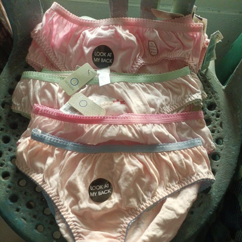 Celana dalam Anak Nevada