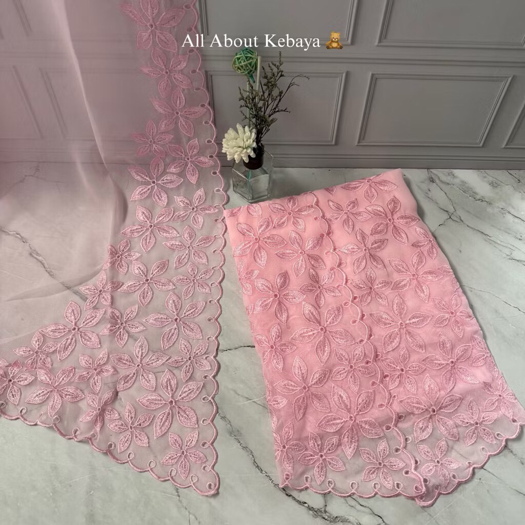 Kain Kebaya Bordir/Kain Bordir Babydoll/Kain Kebaya Motif Terbaru/Kain Bordir Termurah/Kain Kebaya B