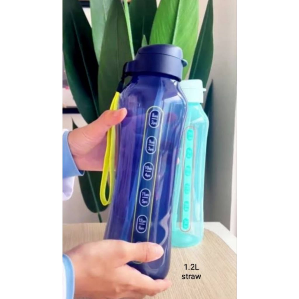TUPPERWARE Botol 1.2 Liter Straw