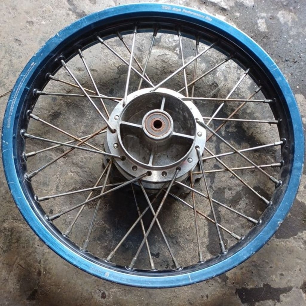 velg  belakang jari jari honda supra x 125 DD