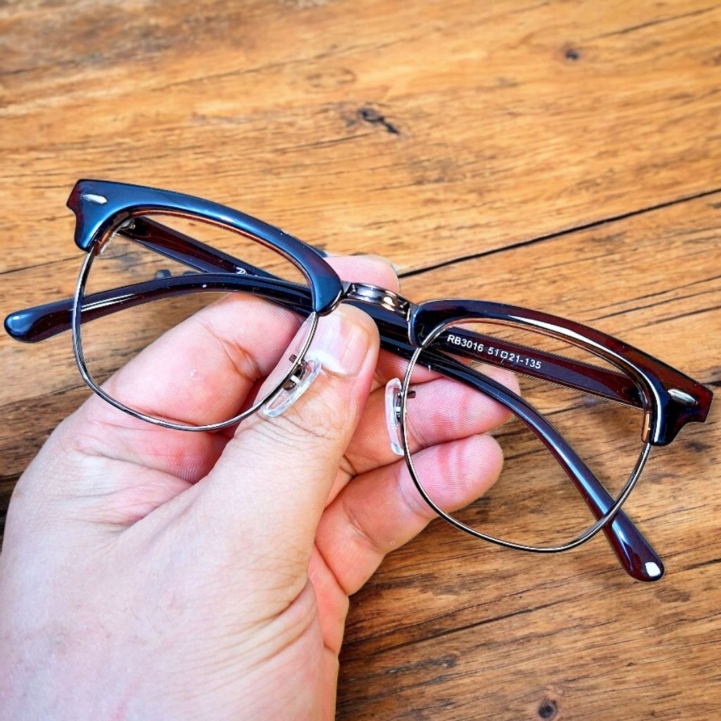 Frame Kacamata Pria Wanita Model Oval Bahan Titanium Terbaru