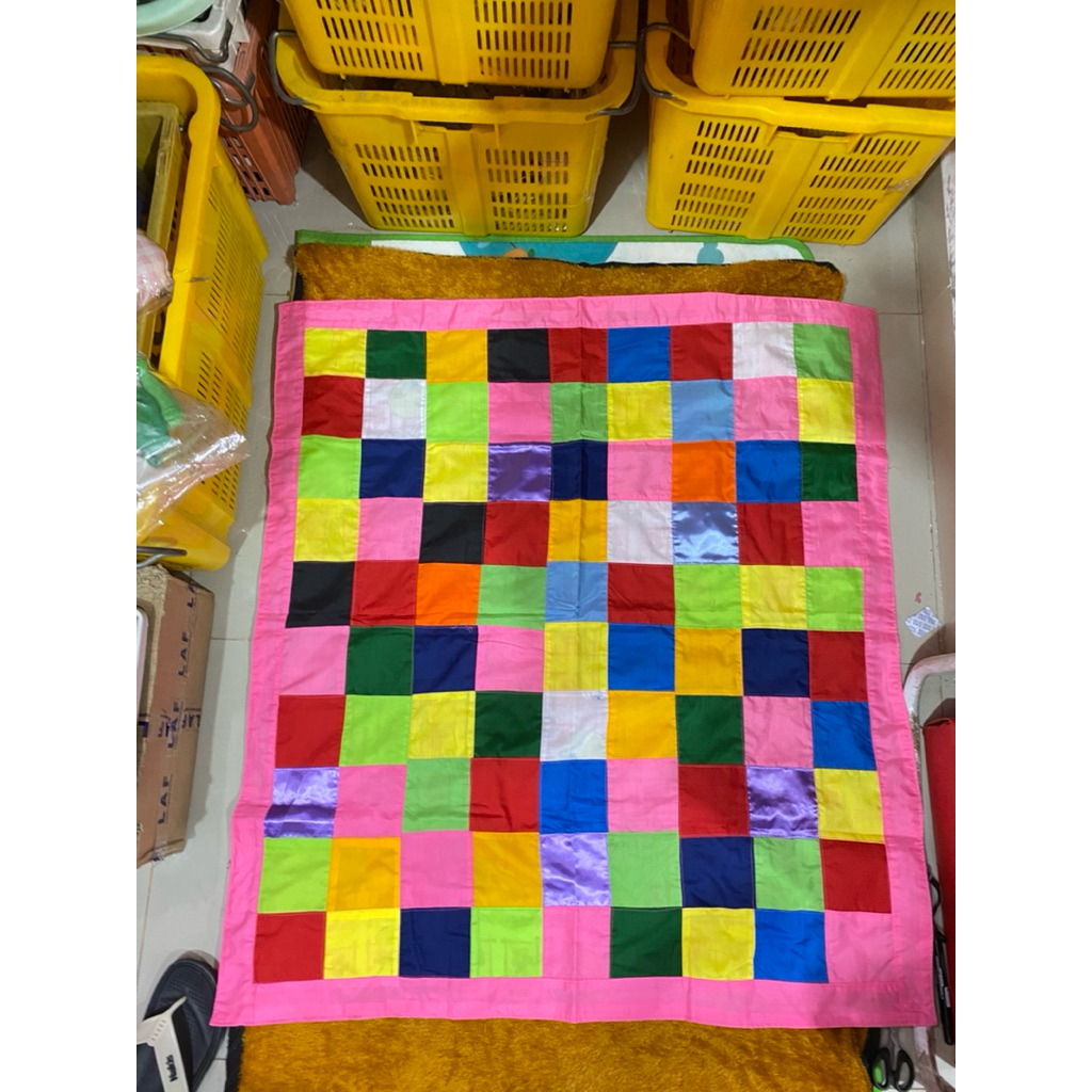 PL Selimut Anak-anak Motif Tweety Warna warni UK 113x113cm