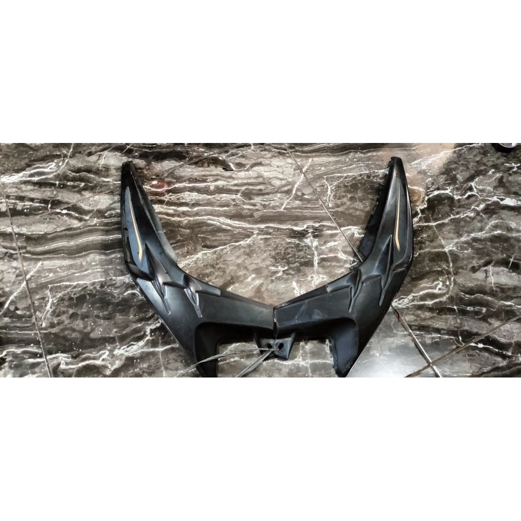 cover side sambungan bodi belakang Yamaha Xeon GT 125 Xeon karbu Xeon Rc original