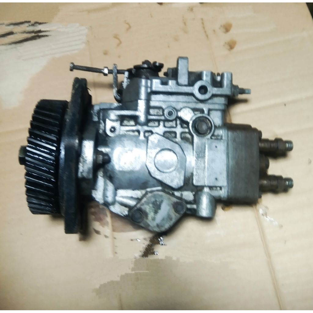 bospom injektor Isuzu panther 2300cc original garansi