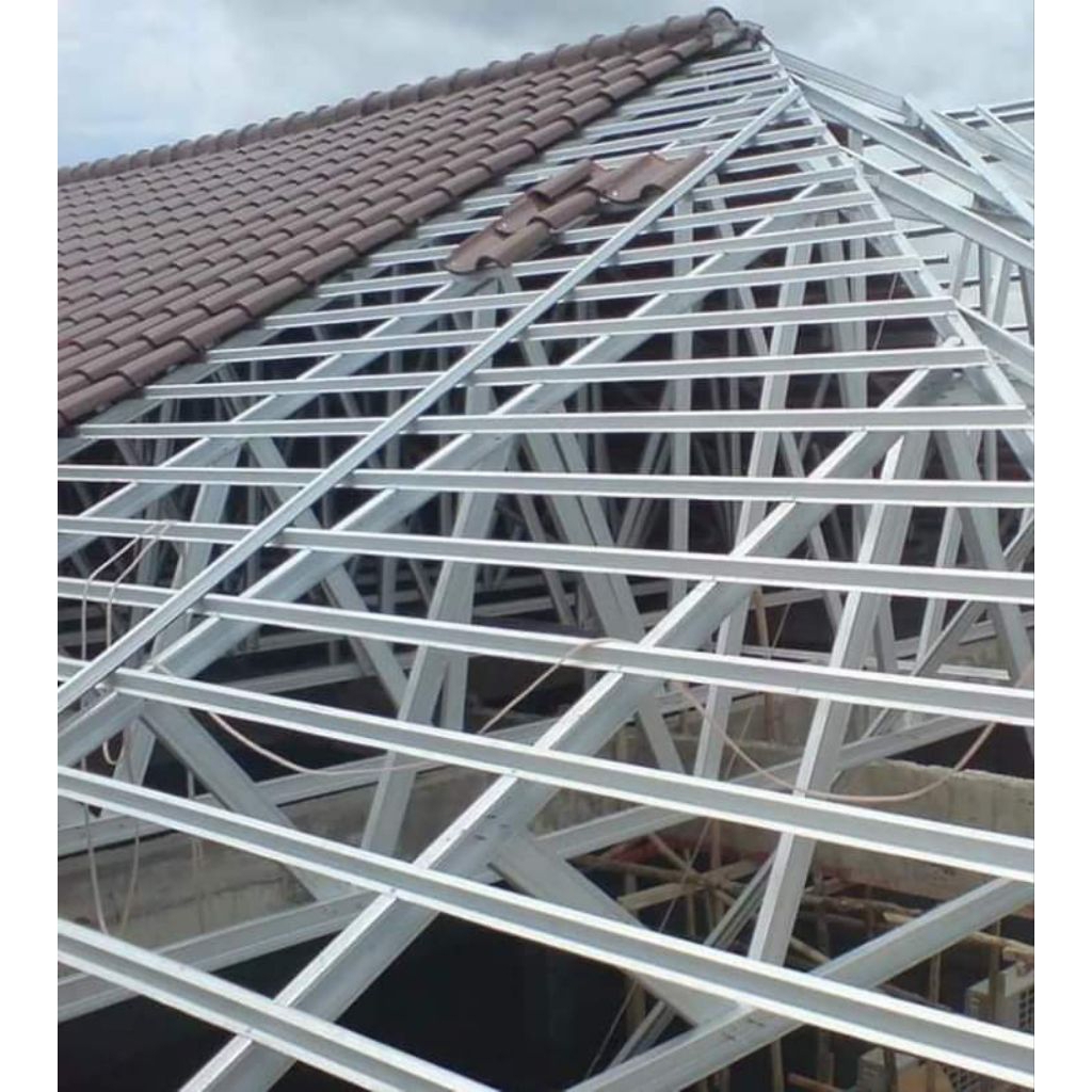 rangka atap baja ringan dan genteng keramik