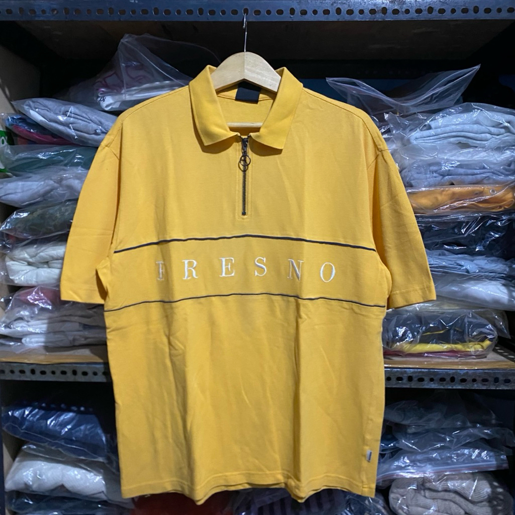 WHO Au California Fresno Half Zip Polo Shirt Kuning Size L 69x58