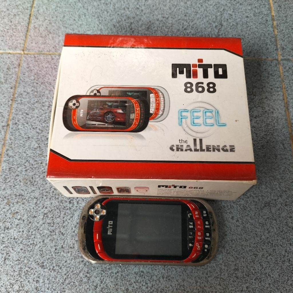 HP Mito 868 Gaming PSP Jadul Vintage Retro Handphone Ponsel Rare