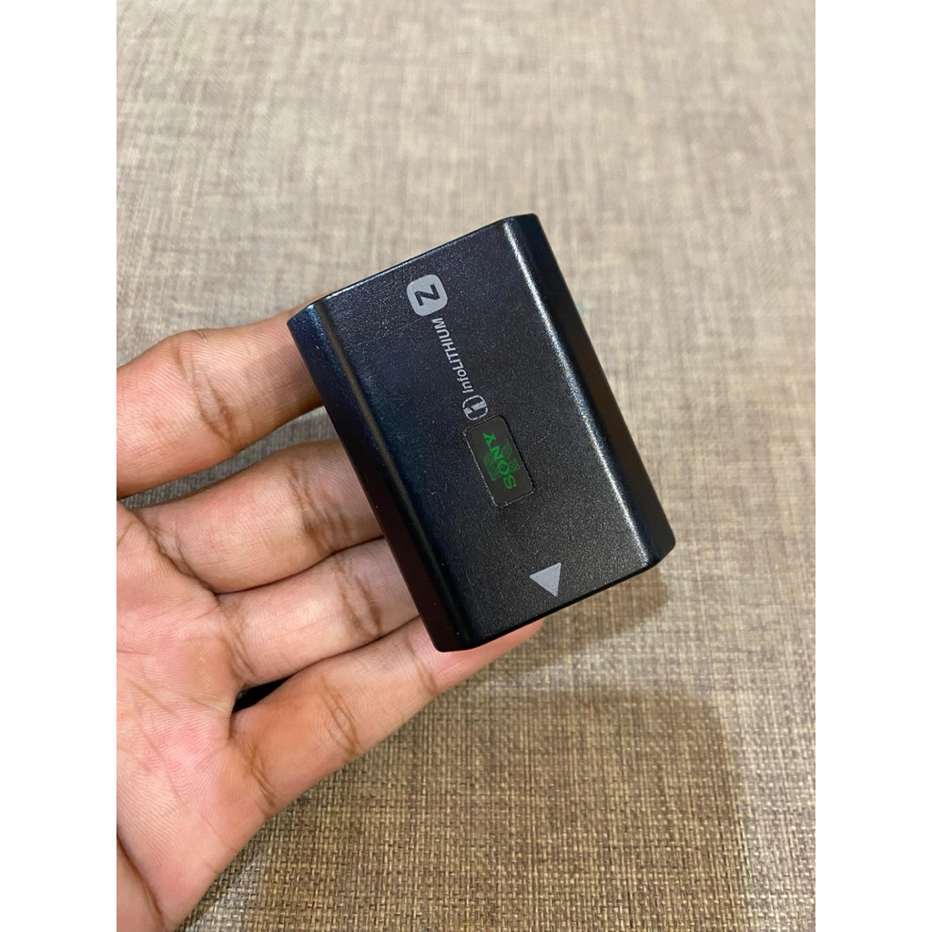 Batery NP-FZ100 bekas original buat kamera sony