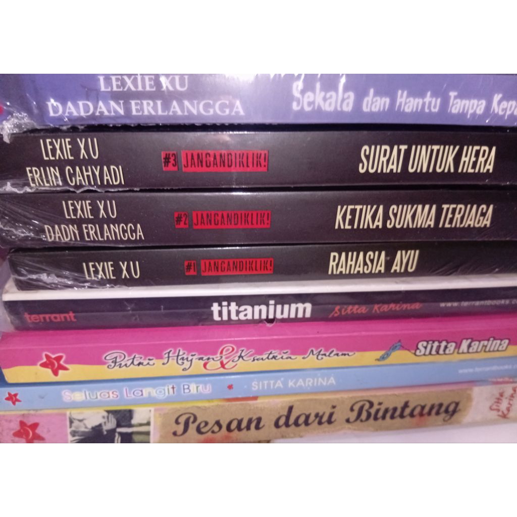 novel preloved lexie xu sitta karina