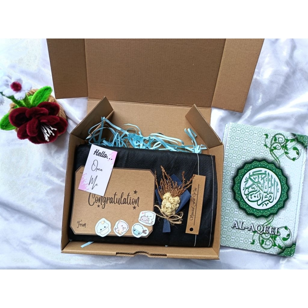 Hampers Cowok Sarung + ALQURAN | Kado Ulang Tahun Cowok, Wisuda, Anniversary, dll