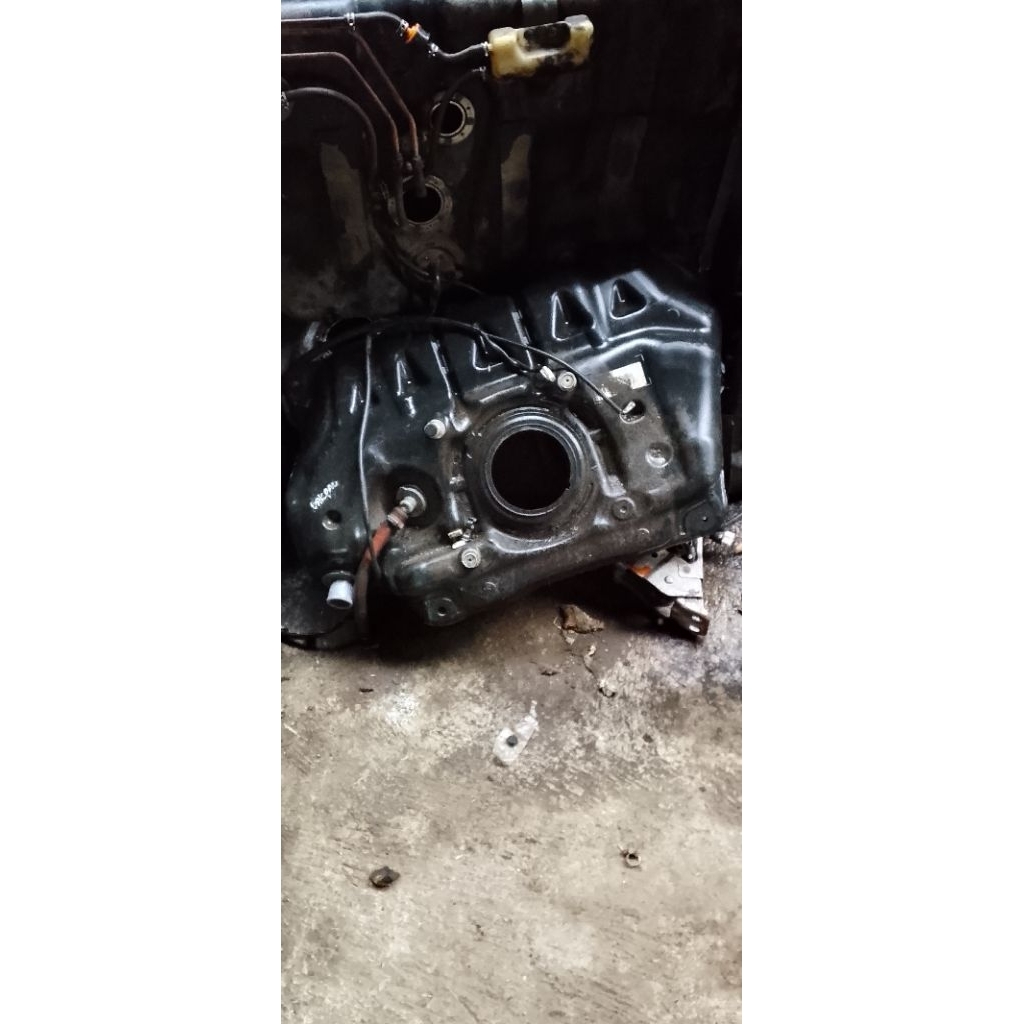 tangki bensin yaris bakpao original copotan 2006